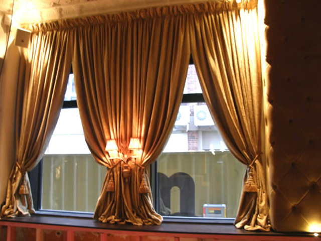 Curtainworx