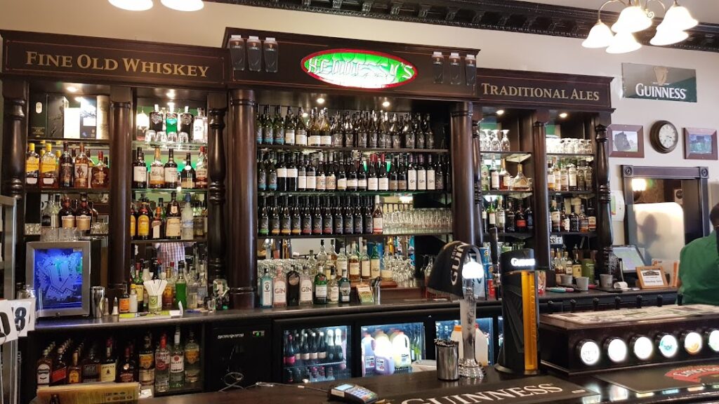 Hennessy’s Irish Bar