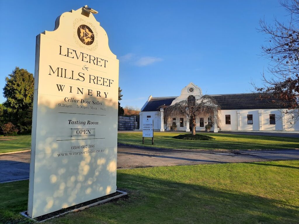Leveret & Mills Reef Winery