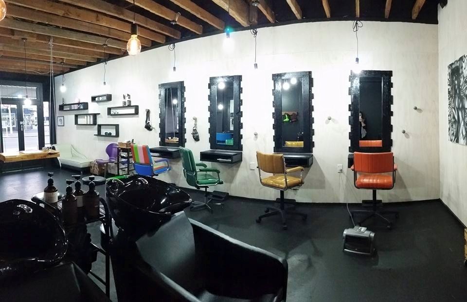 Scarlet Hair Studio