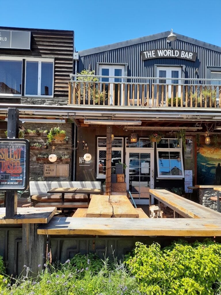 The World Bar & Restaurant